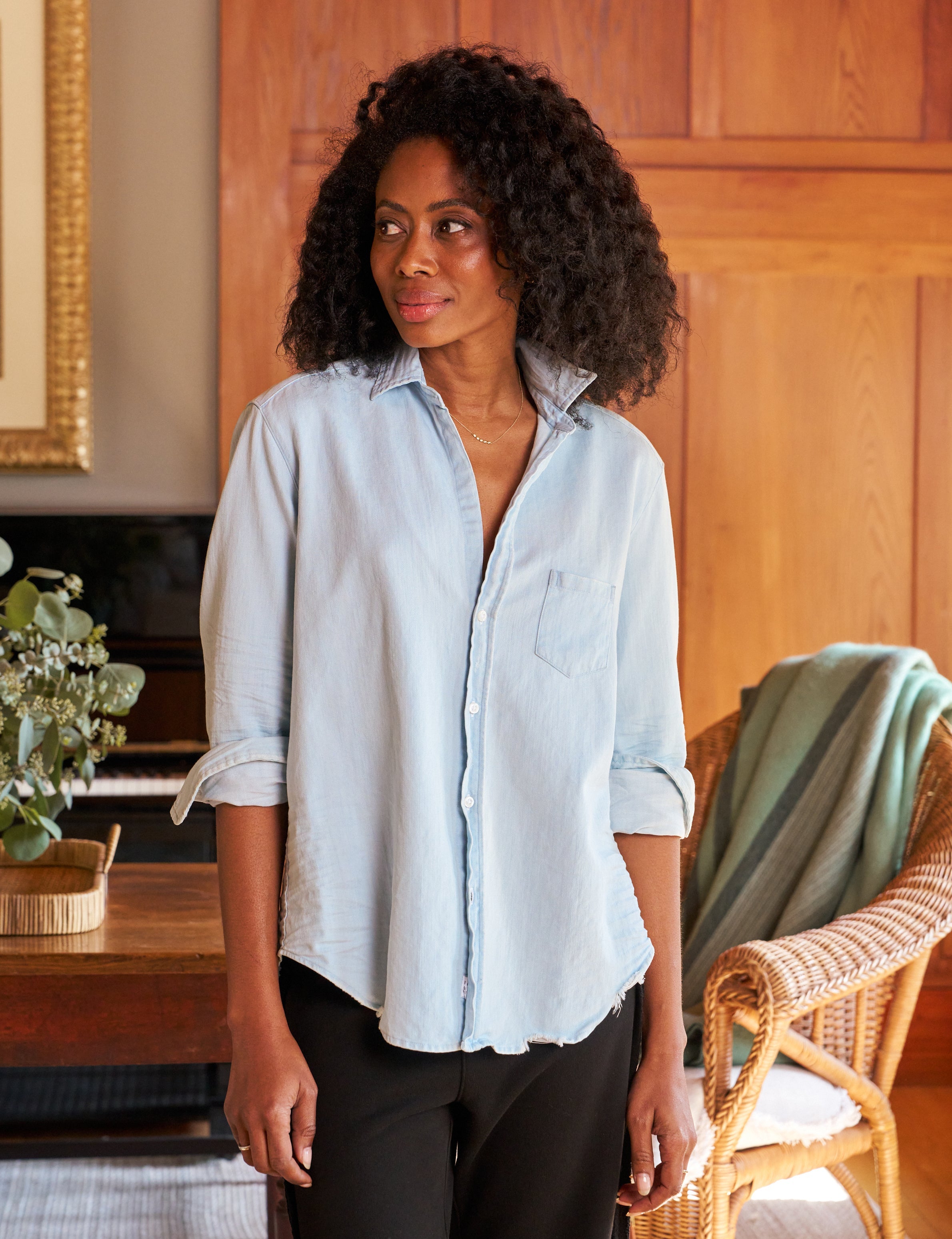 EILEEN Classic Blue Tattered Wash, Famous Denim